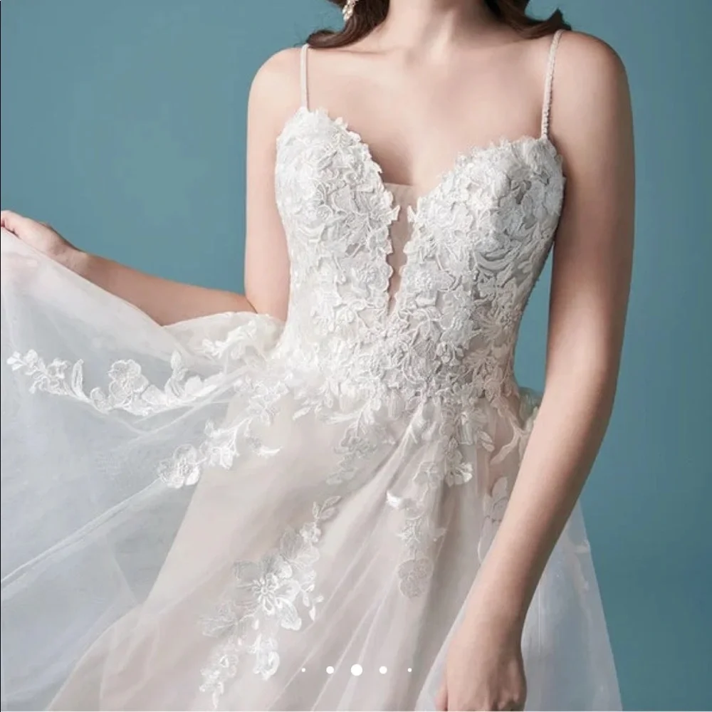 Maggie Sottero Stevie wedding dress - Picture 1 of 7
